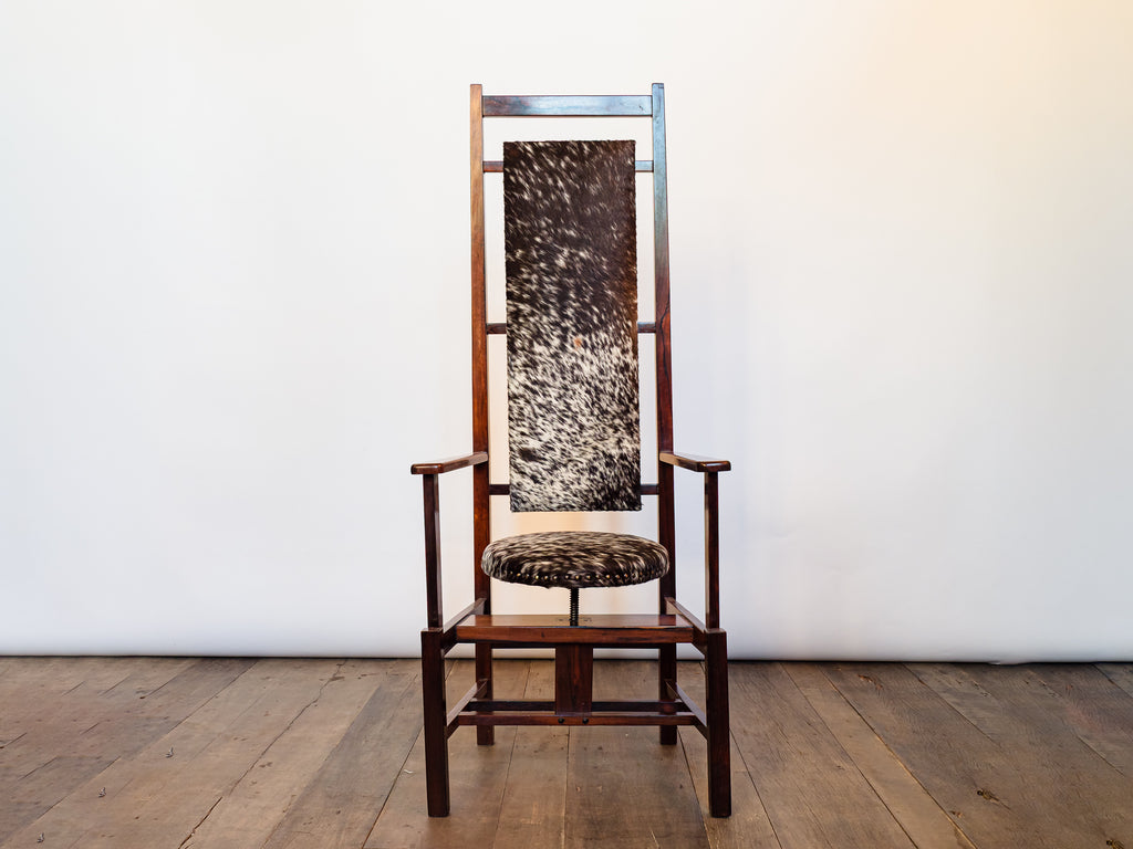 Cadeira com Espaldar Alto em Jacarandá