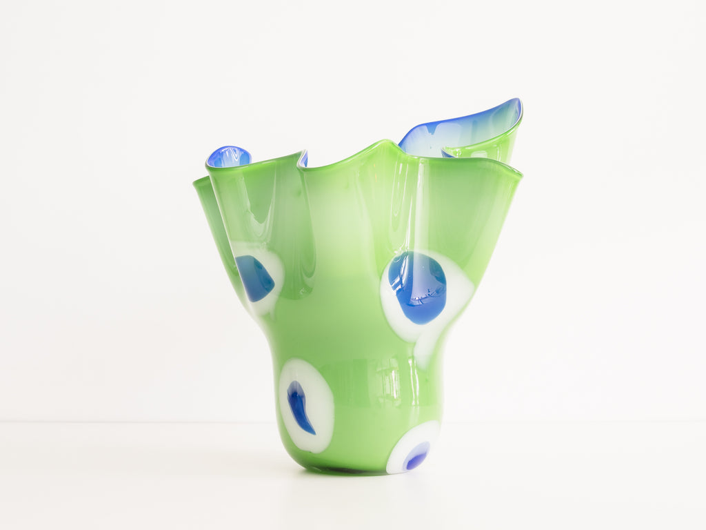 Vaso de Vidro Verde com Detalhes em Branco e Azul