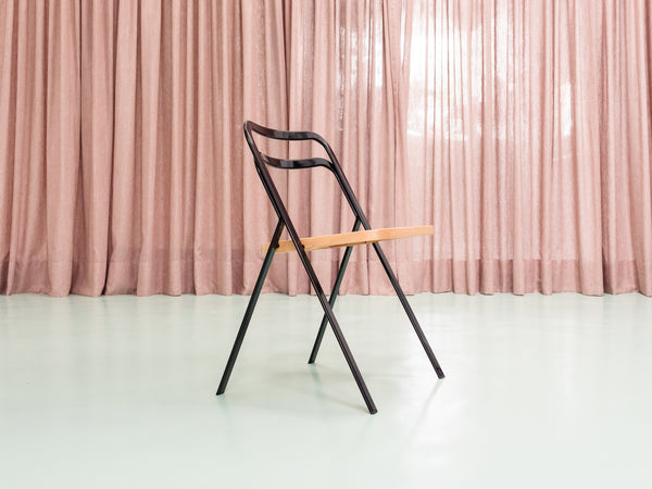 Giorgio Cattelan | Cadeira Dobrável em Aço e Palhinha