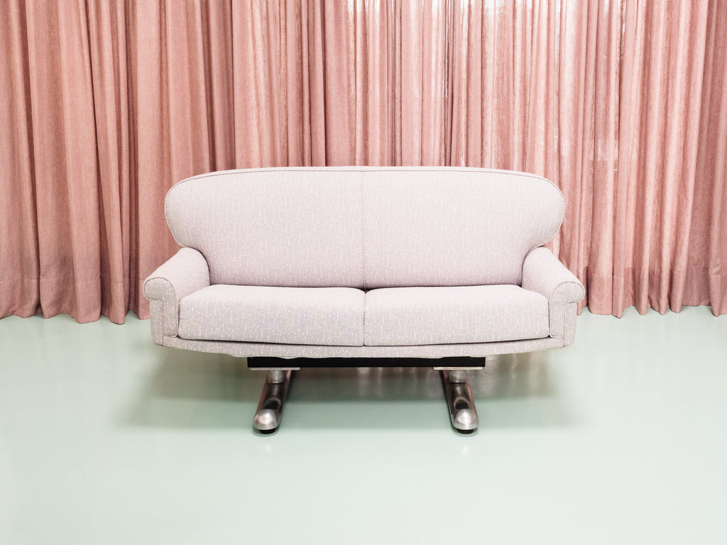 Jorge Zalszupin | Sofá "Monte Carlo" com Base em Alumínio