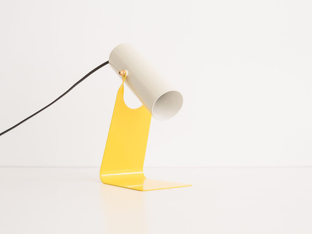 Luminária Pivotante com Foco Cilíndrico