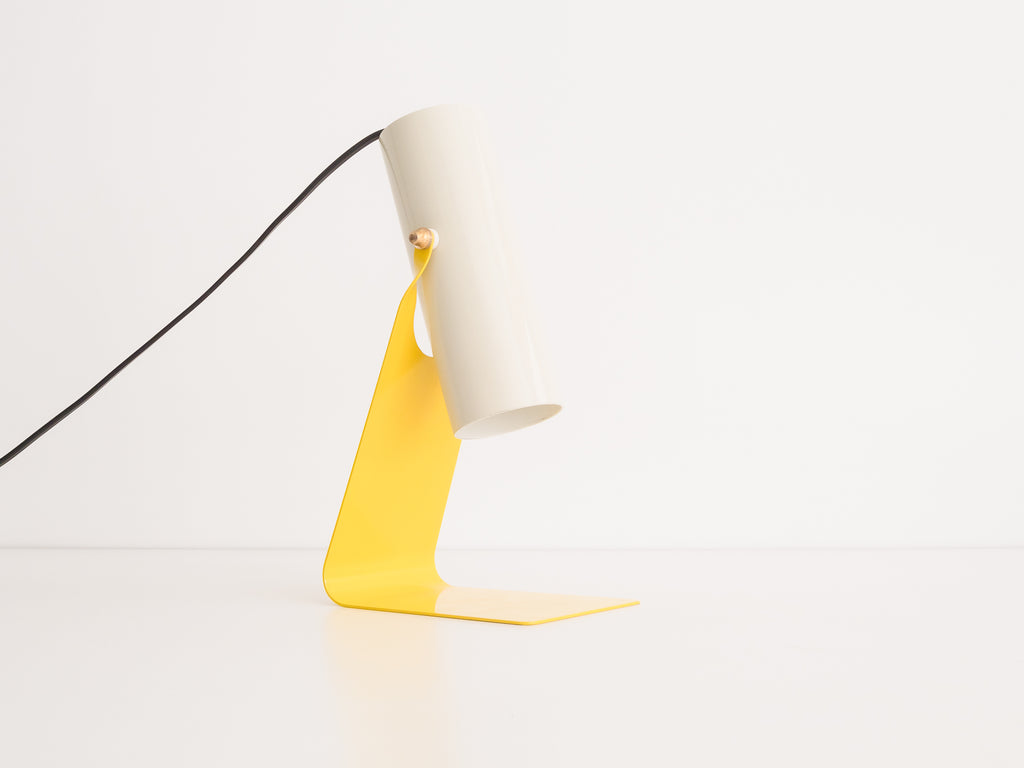 Luminária Pivotante com Foco Cilíndrico