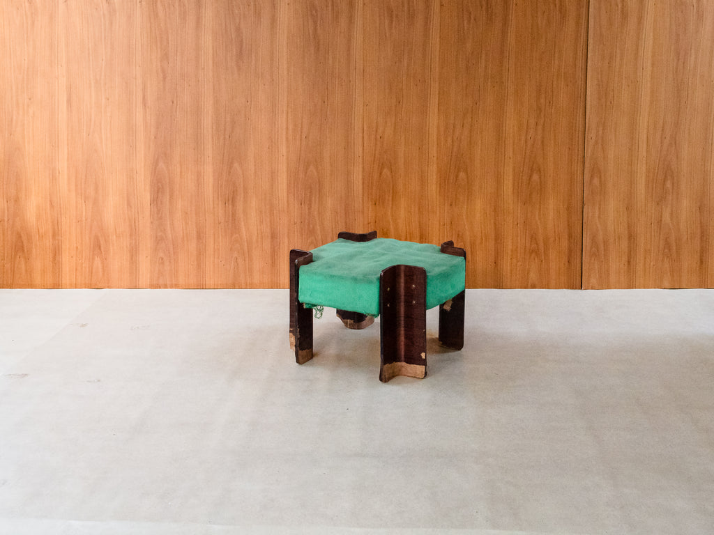 Móveis Linfor | Banqueta em Compensado Curvado de Jacarandá