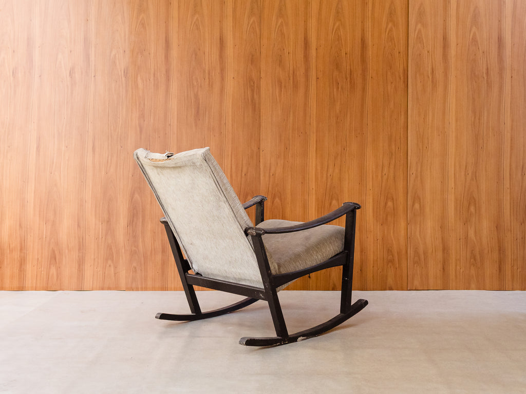 Finn Juhl | Cadeira de Balanço em Madeira