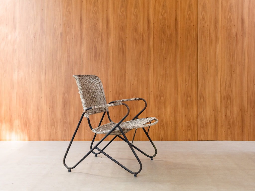 Poltrona em Ferro e Junco