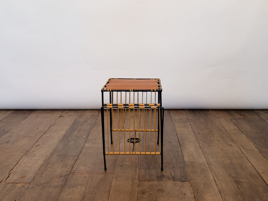 Mesa Auxiliar em Ferro Esmaltado Preto