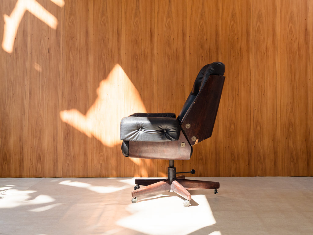 Jean Gillon | Cadeira de Escritório em Jacarandá