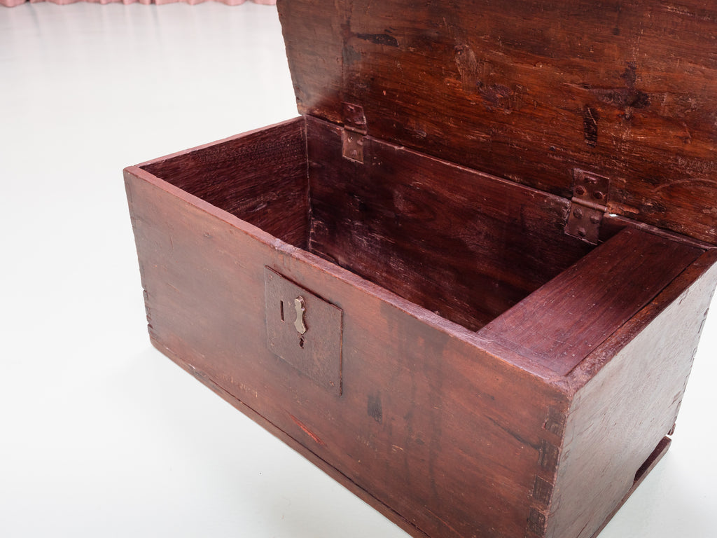 Baú Rústico em Madeira Nobre