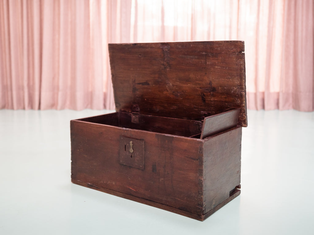 Baú Rústico em Madeira Nobre