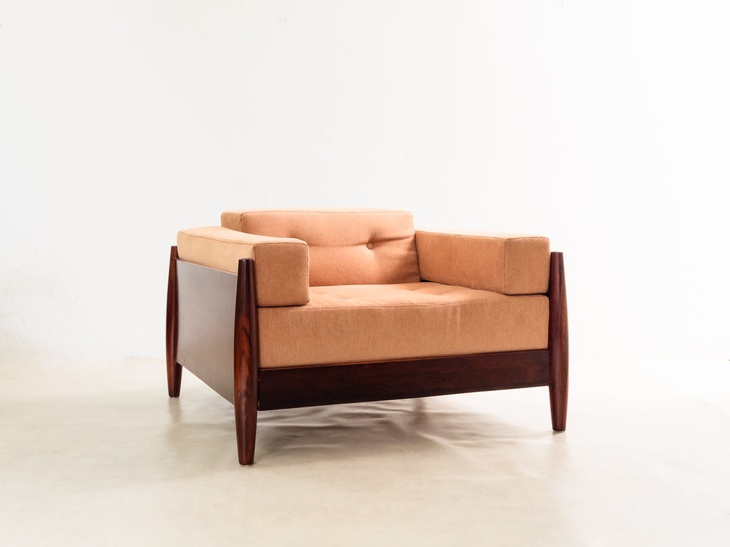 Móveis Linfor | Poltrona em Jacarandá