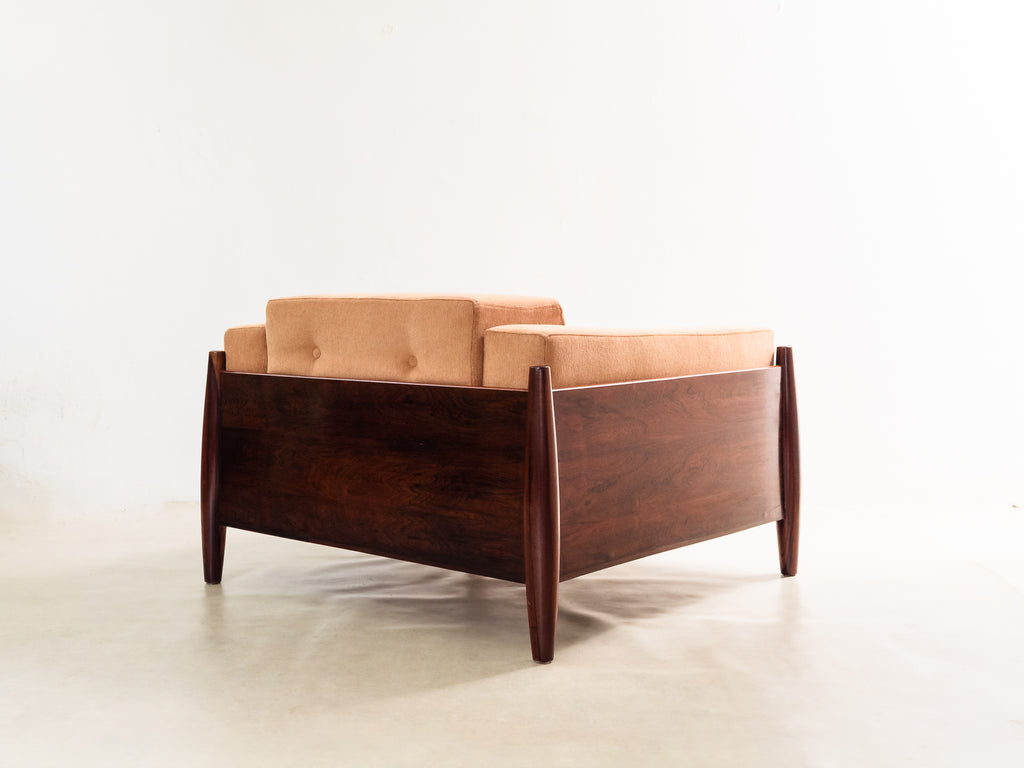 Móveis Linfor | Poltrona em Jacarandá