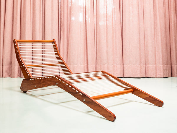 José Zanine Caldas | Espreguiçadeira em Compensado Naval