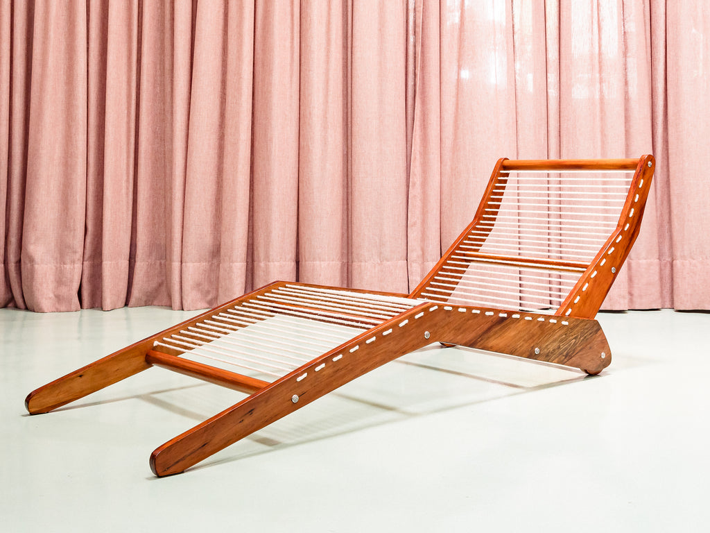 José Zanine Caldas | Espreguiçadeira em Compensado Naval