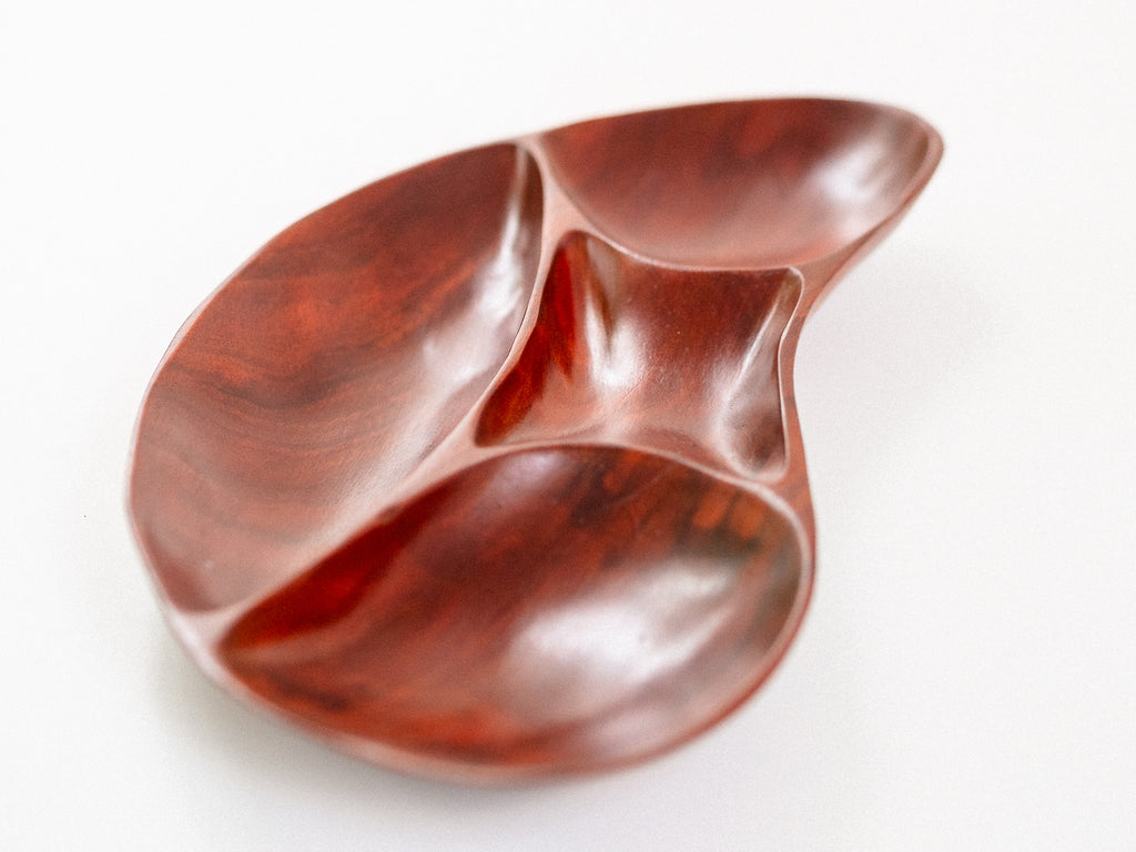 Petisqueira em Madeira com Quatro Nichos