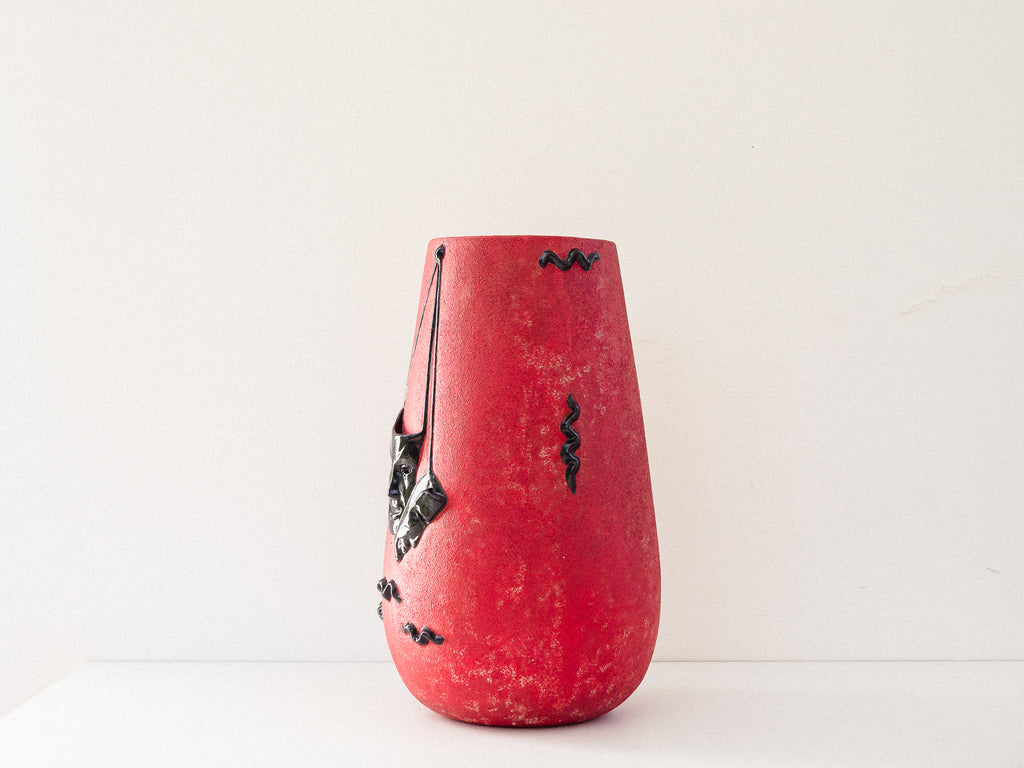 Liceu de Artes e Ofícios | Vaso em Cerâmica Artística Vermelho e Preto