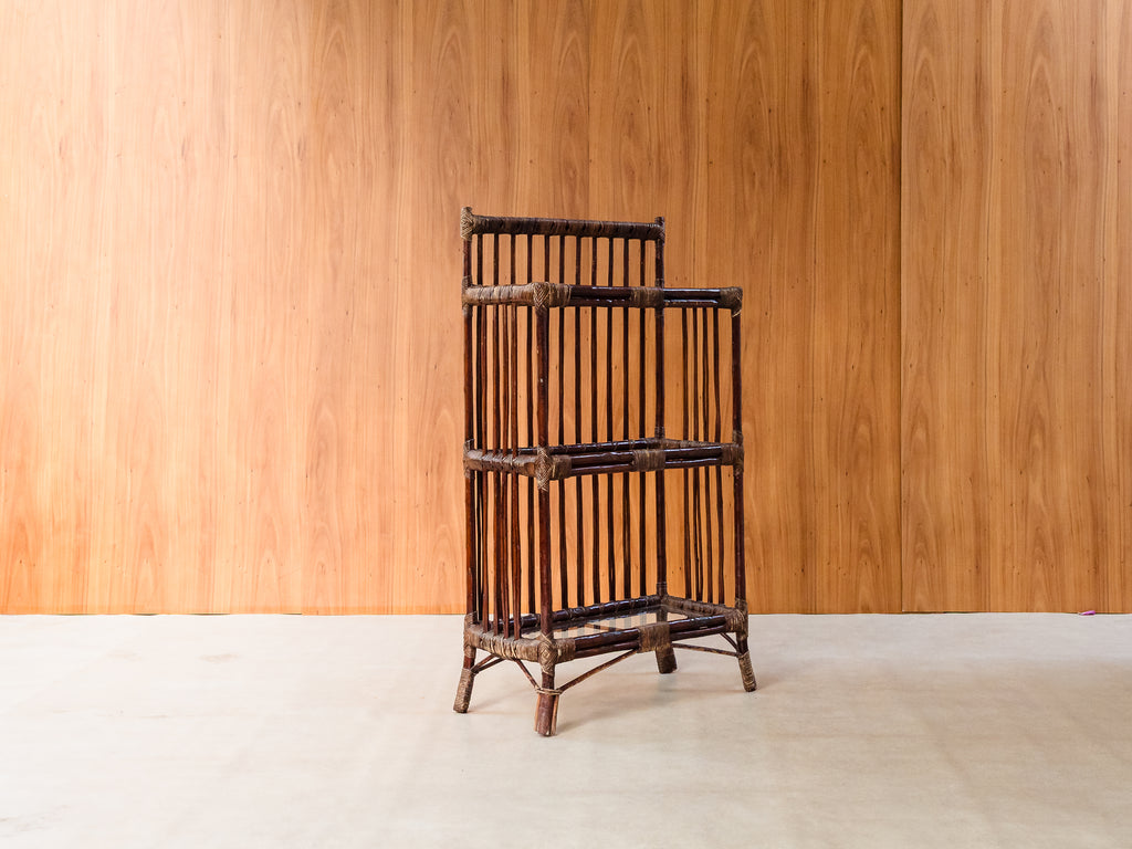 Estante em Vime com Três Prateleiras em Vidro