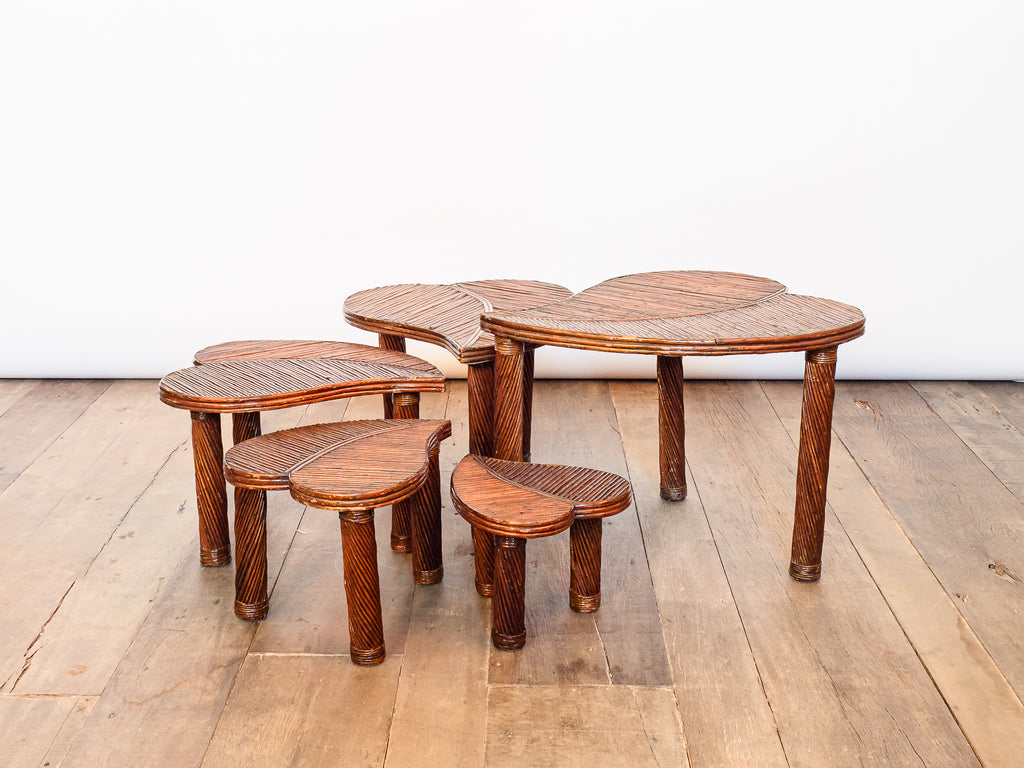 Conjunto de 5 Mesas em Vime