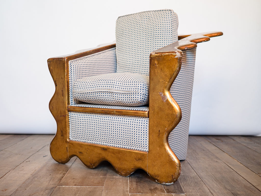 Poltrona Folheada a Ouro