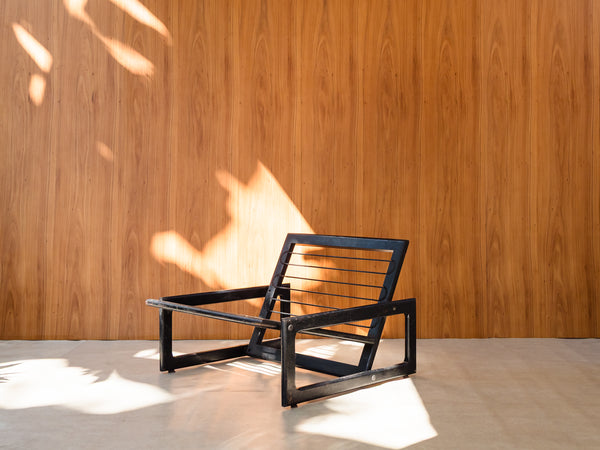 Afra & Tobia Scarpa | Poltrona Carlotta em Madeira Ebanizada