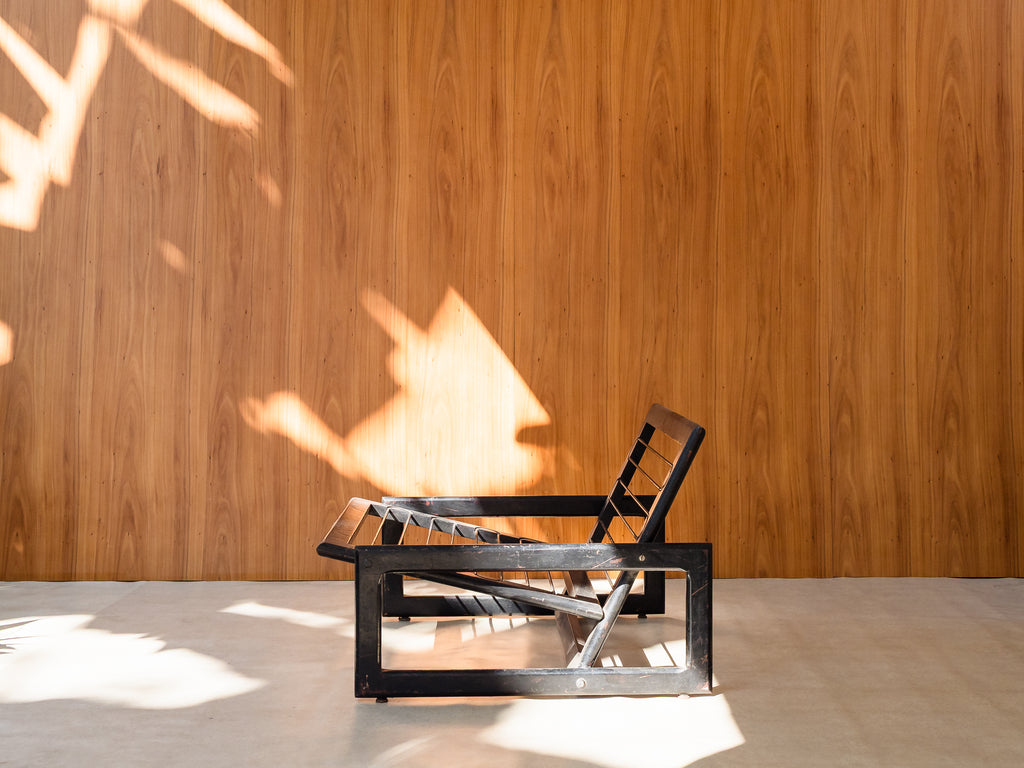 Afra & Tobia Scarpa | Poltrona Carlotta em Madeira Ebanizada