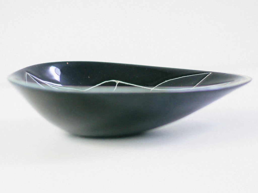 Centro de Mesa em Cerâmica Vitrificada Preta