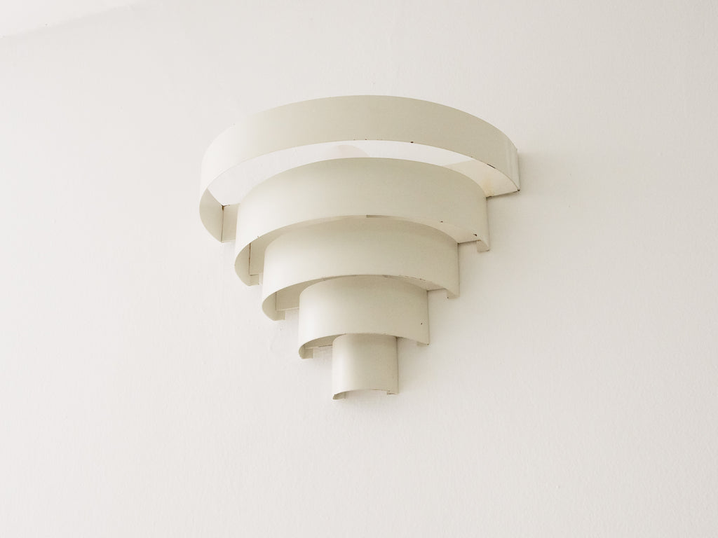 Arandela ao Estilo de Alvar Aalto