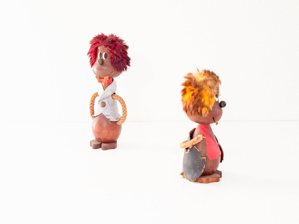 Par de Bonecos Dinamarqueses em Teca