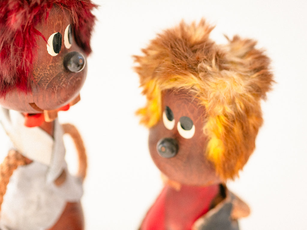 Par de Bonecos Dinamarqueses em Teca