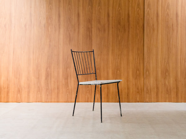 Cadeira em Ferro com Encosto em Varetas