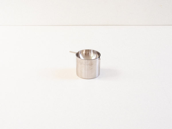 Arne Jacobsen | Cinzeiro Cylinda Line Pequeno