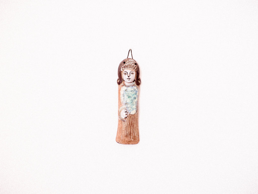 Cerâmica de Parede com Figura Feminina