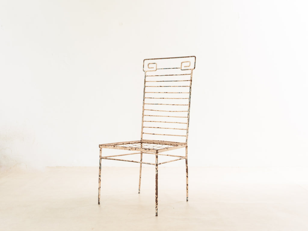 Cadeiras em Ferro com Espaldar Alto