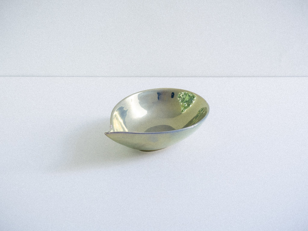 Centro de Mesa em Cerâmica Dourada Iridescente