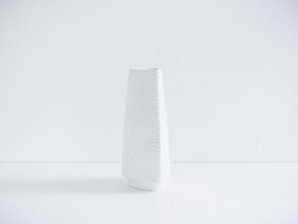 Ü Keramik | Vaso Branco em Cerâmica Esmaltada