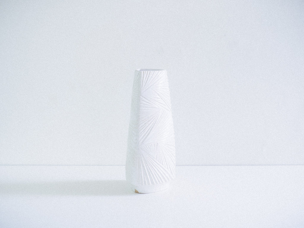 Ü Keramik | Vaso Branco em Cerâmica Esmaltada