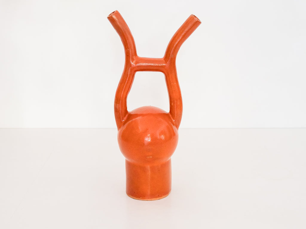 Vaso Escultórico em Cerâmica Laranja