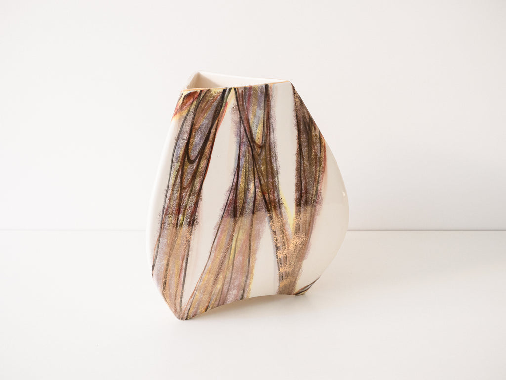 Cerâmica Weiss | Vaso Triangular com Detalhes em Dourado