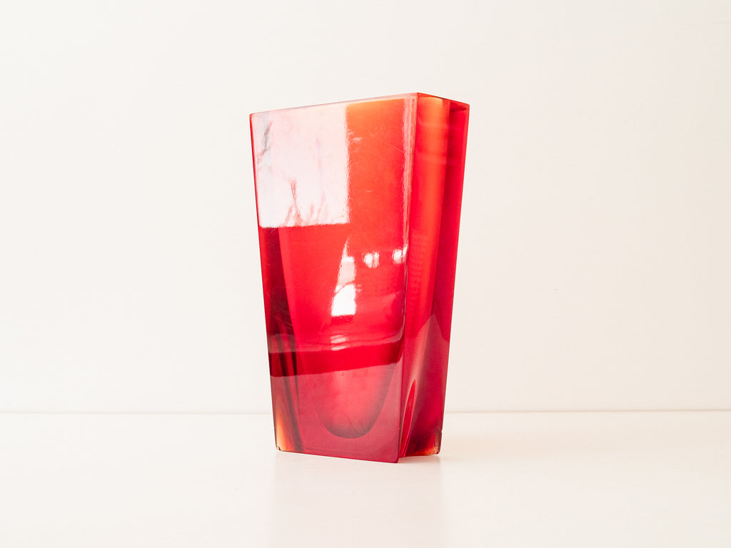 Vaso em Acrílico Vermelho Geométrico