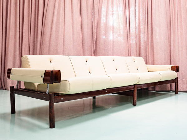 Percival Lafer | Sofá MP-19 em Jacarandá e Couro Natural