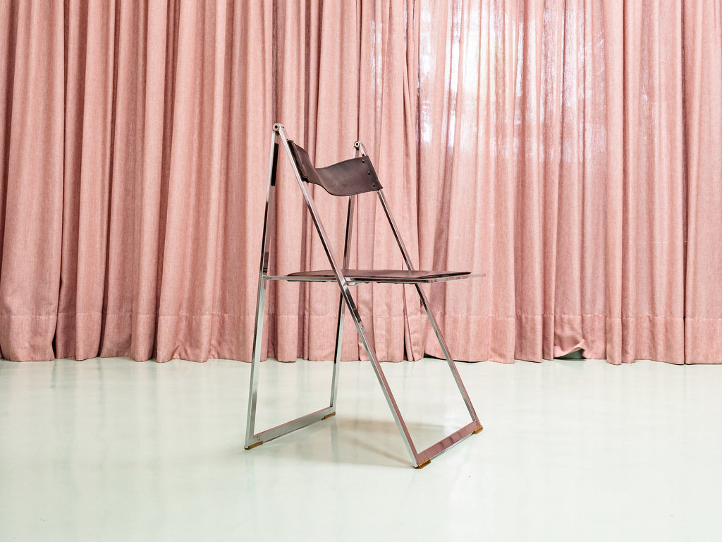 Fontoni & Geraci | Cadeira Dobrável “Elios” em Metal e Couro