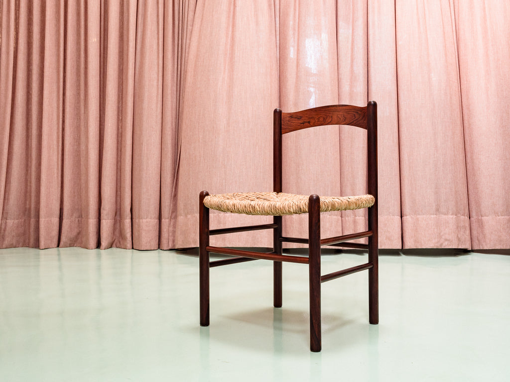 Sergio Rodrigues | Conjunto de 6 cadeiras com Assento em Taboa