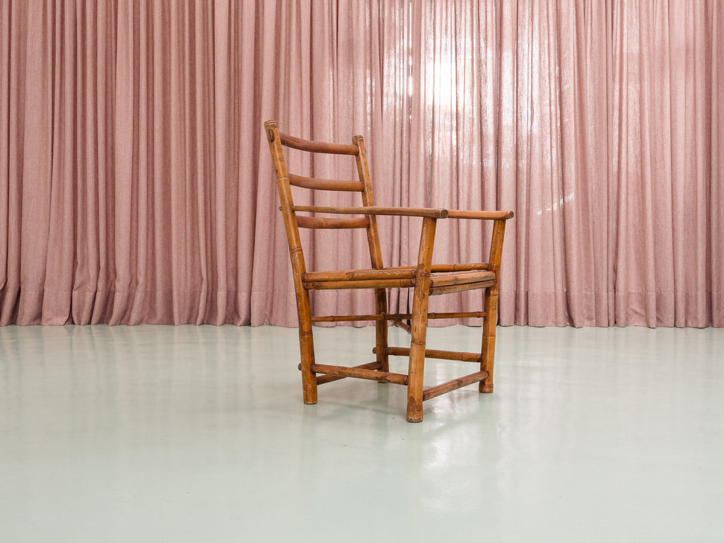 Cadeira em Bambu com Braços