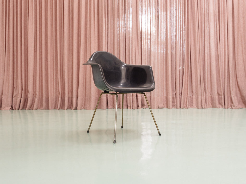 Charles E Ray Eames | Cadeira DAX