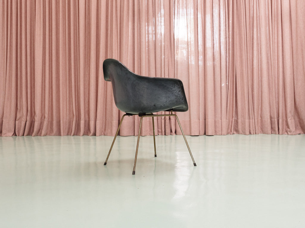 Charles E Ray Eames | Cadeira DAX