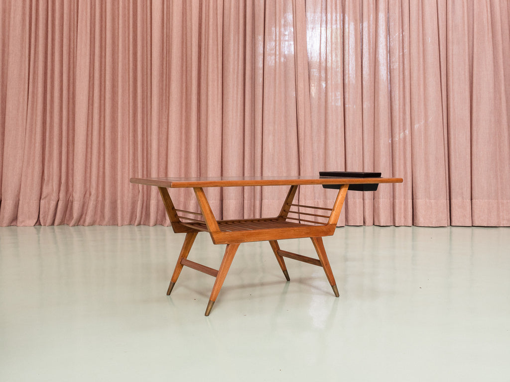 Mesa De Centro Italiana com Tampo em Vidro Preto