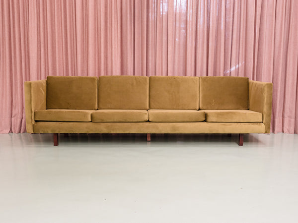 Joaquim Tenreiro | Sofá Quadrado com Pés em Jacarandá