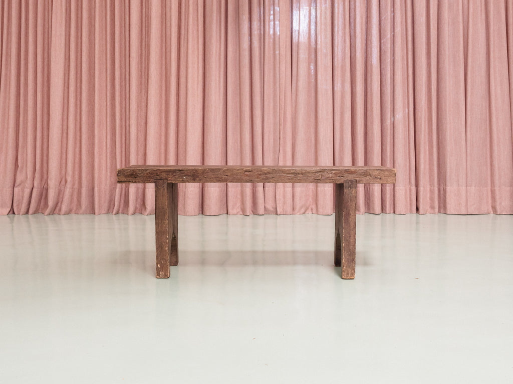 Banco em Madeira Maciça