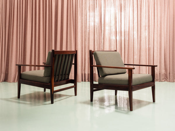 Celina Zilberberg | Par de Poltronas em Jacarandá