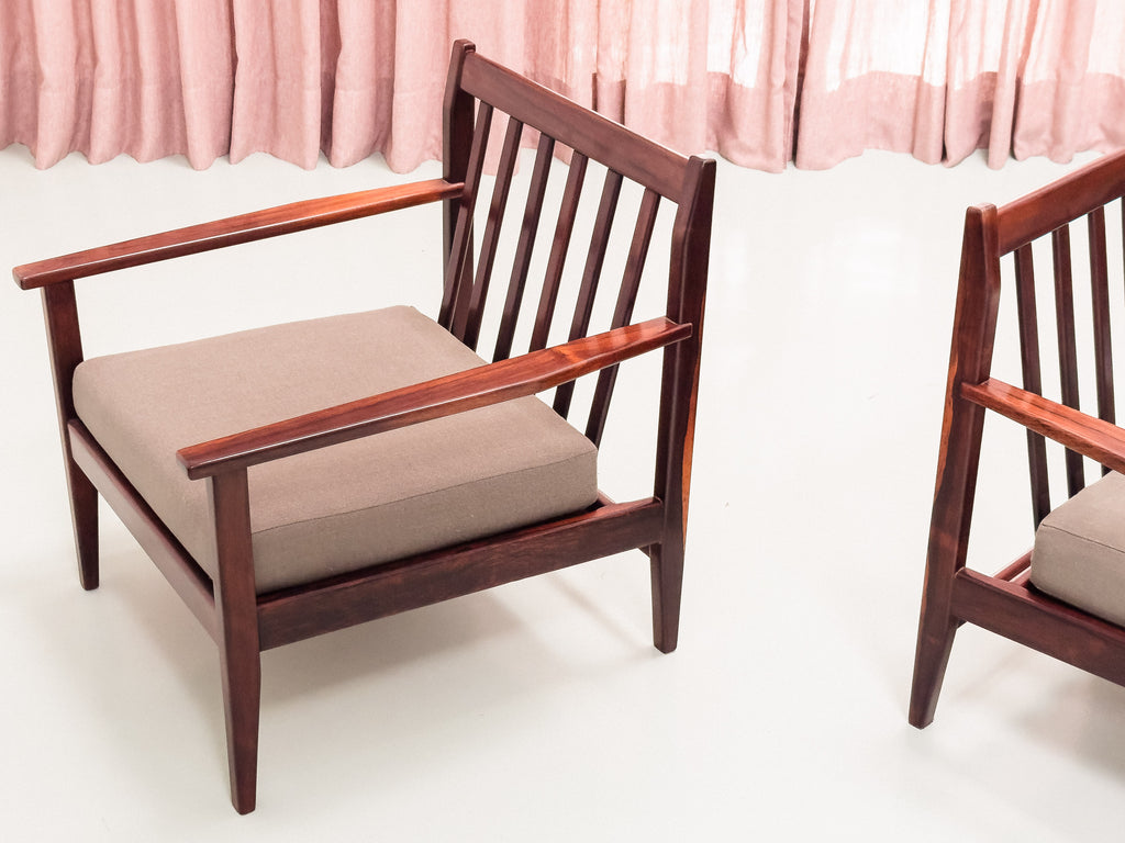 Celina Zilberberg | Par de Poltronas em Jacarandá