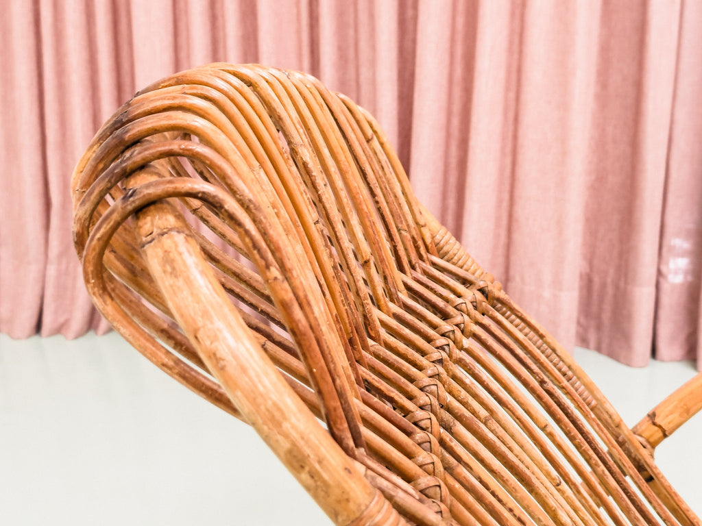 Cadeira De Balanço em Rattan